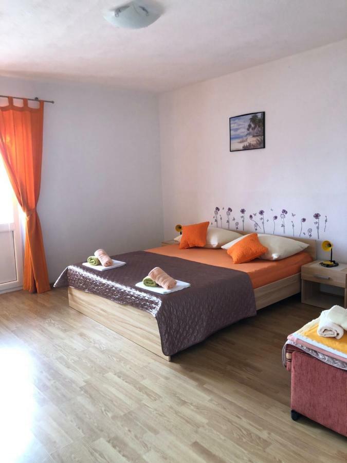 Apartments Mate Baška Voda Dış mekan fotoğraf